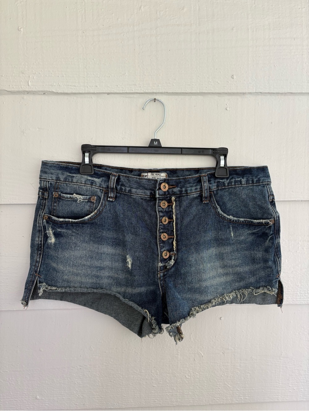 Free People Denim Cutoff Shorts Women’s 31 Blue Distressed Button Fly Raw Hem